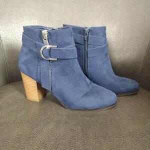 Apt 9 Navy Blue Boots Size 8.5